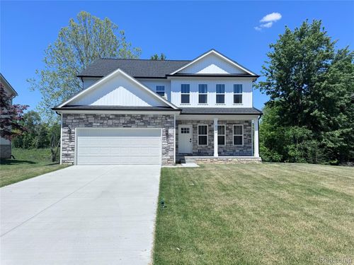 6149 Woodridge Ln, Grand Blanc, MI, 48439-9049 | Card Image