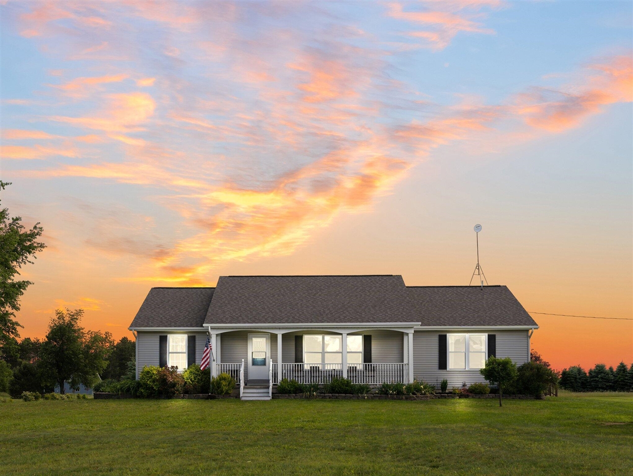 220th Ave, Paris, MI 49338