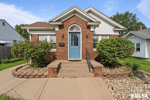 3016 N Harrison St, Davenport, IA, 52803-1034 | Card Image