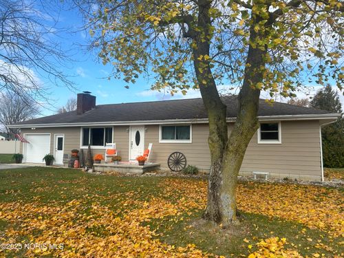 204 Brown Rd E, Arcadia, OH, 44804-9709 | Card Image