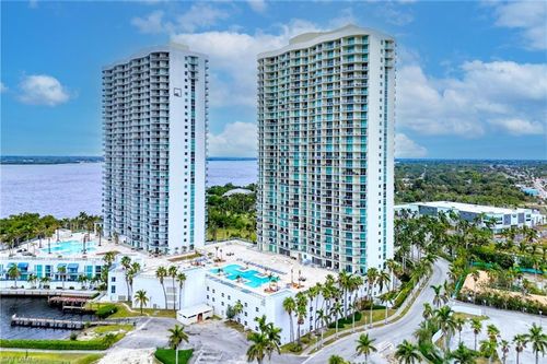 701-3000 Oasis Grand Blvd, FORT MYERS, FL, 33916-1544 | Card Image