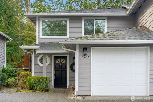 32a-15907 Ne 40th Way, Redmond, WA, 98052-5265 | Card Image
