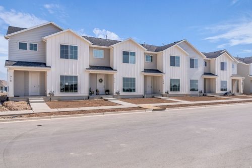 516 N 1875 W, Ogden, UT, 84404 | Card Image