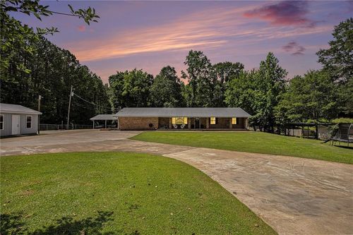 1492 Boone Rd, Newnan, GA, 30263-3707 | Card Image