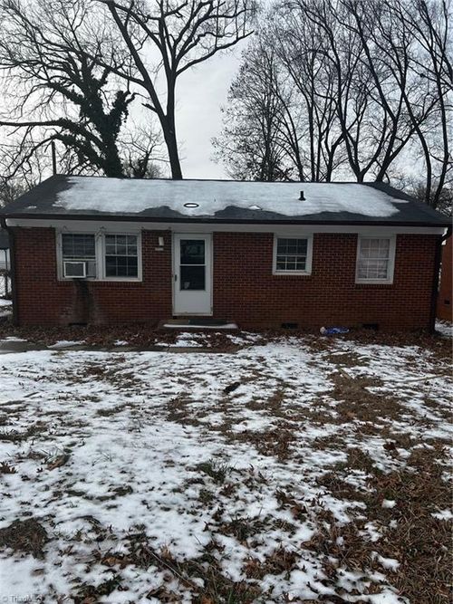 1412 Victory St, Greensboro, NC, 27407-3553 | Card Image