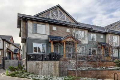 42 Skyview Springs Cir Ne, Townhouse with 2 bedrooms, 2 bathrooms and 2 parking in Calgary AB | Image 1