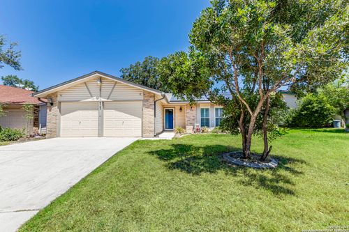 6747 Country Swan, San Antonio, TX, 78240-4425 | Card Image
