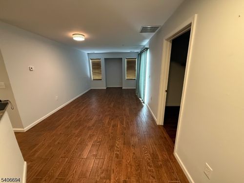 52 Overlook Dr, Stewartsville, NJ, 08886-2906 | Card Image