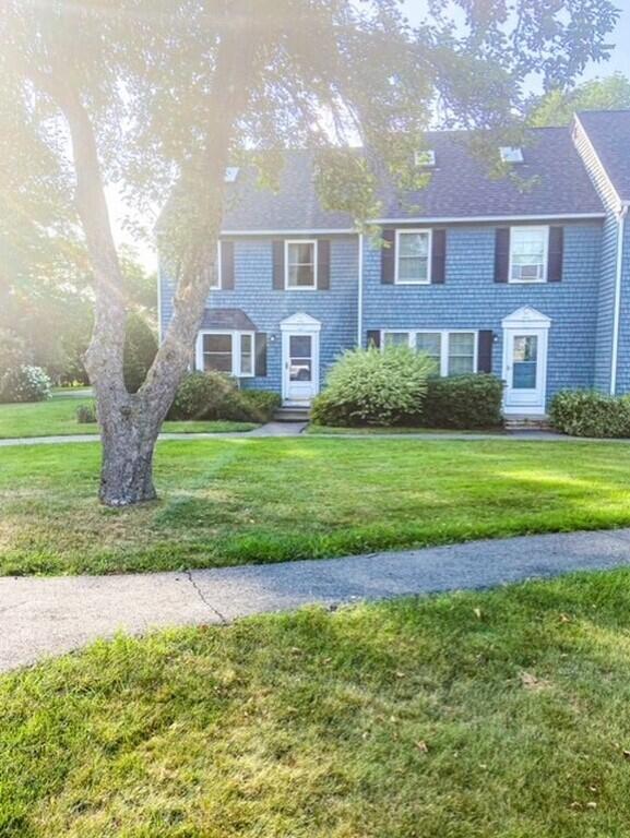 Orchard Hills Pkwy, Bangor, ME 04401