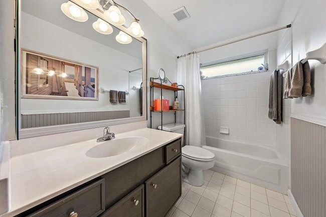 6238 Dania St, House other with 3 bedrooms, 2 bathrooms and null parking in Jupiter FL | Image 14