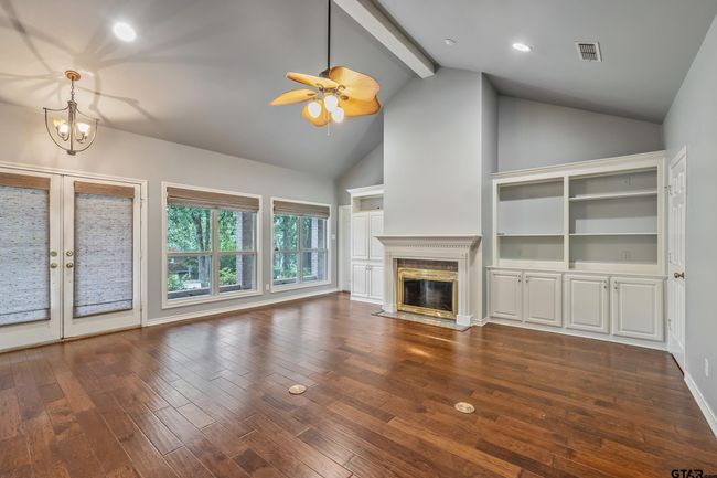 519 Hideaway Ln E, House other with 4 bedrooms, 3 bathrooms and null parking in Hideaway TX | Image 12