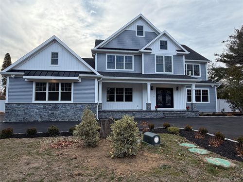 34 Calumet Dr, Dix Hills, NY, 11746-6728 | Card Image