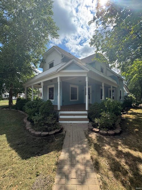 111 N Jefferson St, North Liberty, IN, 46554-7715 | Card Image