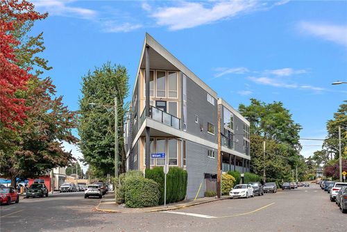 7-407 William St, Victoria, BC, V8S2P5 | Card Image