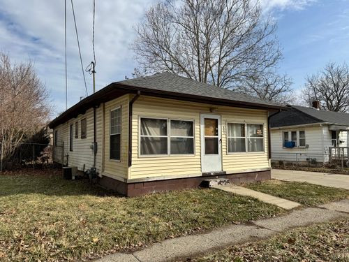 551 French St, Adrian, MI, 49221-3300 | Card Image