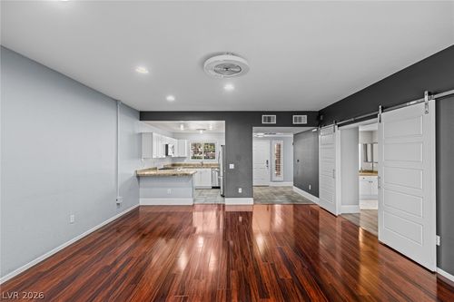 apt-105-10525 Autumn Pine Ave, Las Vegas, NV, 89144-4231 | Card Image