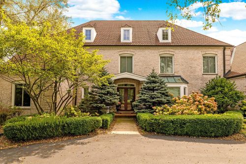 2485 W Fairy Chasm Road, River Hills, WI, 53217 | Card Image