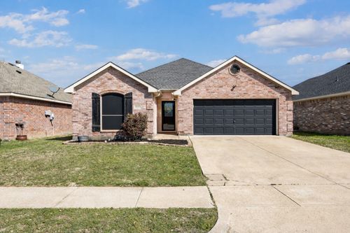 12233 Hunters Knoll Dr, Burleson, TX, 76028-0231 | Card Image