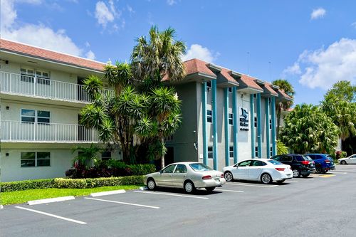 101c-1750 Nw 3rd Ter, Fort Lauderdale, FL, 33311-4834 | Card Image