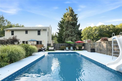 151 Rome Dr, Cranston, RI, 02921-2123 | Card Image