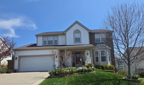 242 Trail Ct, Newark, OH, 43055-9283 | Card Image