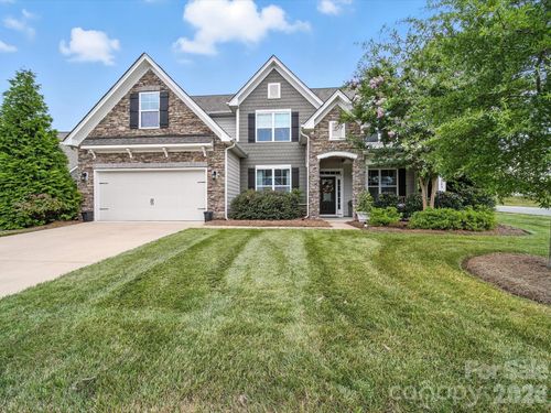 9285 Vecchio Dr, Fort Mill, SC, 29707-9017 | Card Image