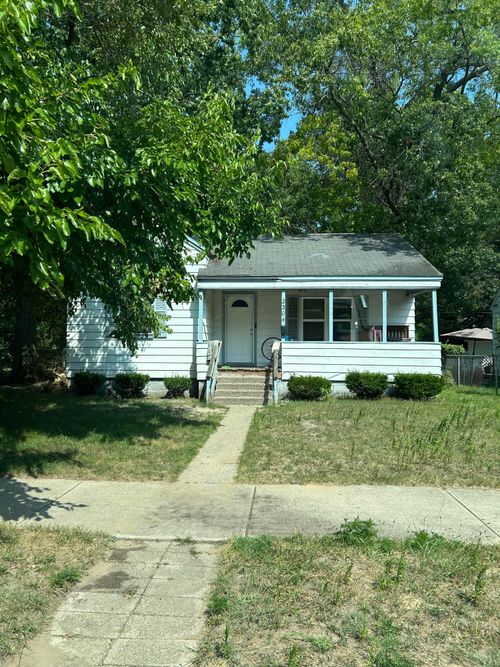 2304 Howden St, Muskegon Heights, MI, 49444-1611 | Card Image