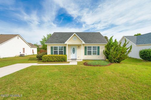 6701 Alamosa Dr, Wilmington, NC, 28411-6136 | Card Image