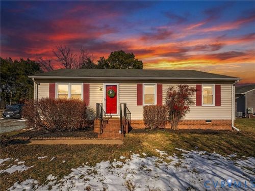 6452 Chenault Way, Mechanicsville, VA, 23111-5335 | Card Image