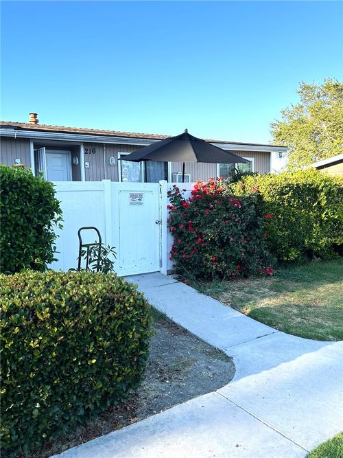 unit-216-25821 Via Lomas, Laguna Hills, CA, 92653-1042 | Card Image