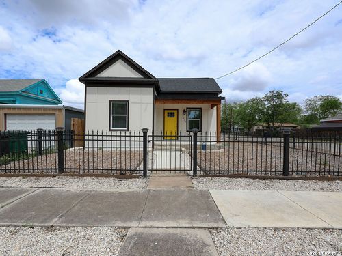 1113 Burleson, San Antonio, TX, 78202-1305 | Card Image