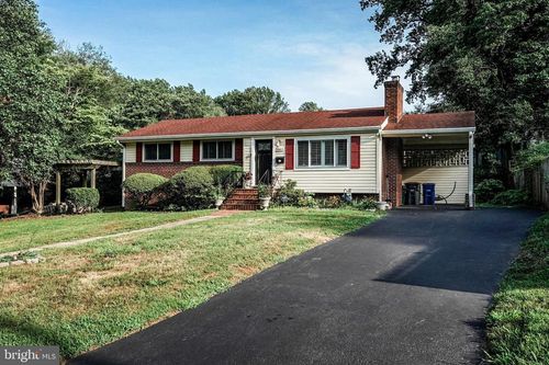 6903 Fern Ln, ANNANDALE, VA, 22003-1909 | Card Image