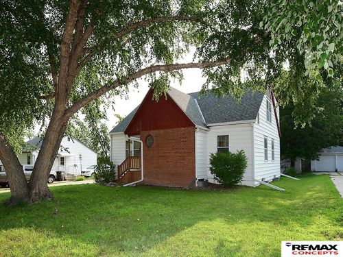 354 S 46th Street, Lincoln, NE, 68510 | Card Image