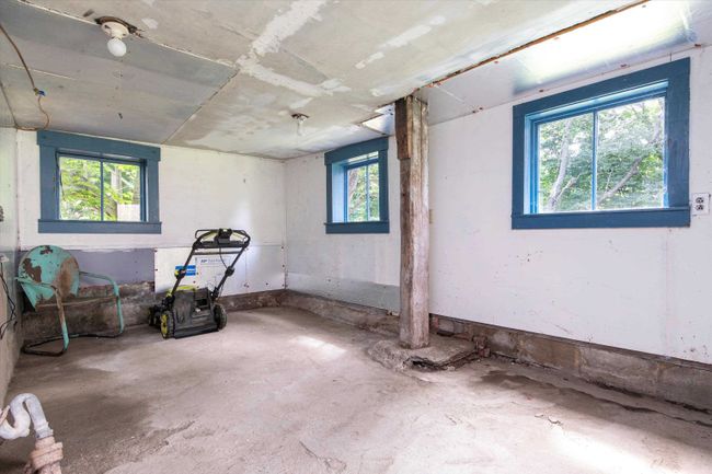 20 - 18-20 Bellows Falls Rd, House other with 5 bedrooms, 3 bathrooms and null parking in Putney VT | Image 15