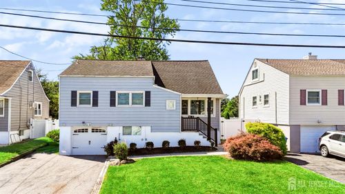 42 Jonquil Cir, Fords, NJ, 08863-1209 | Card Image