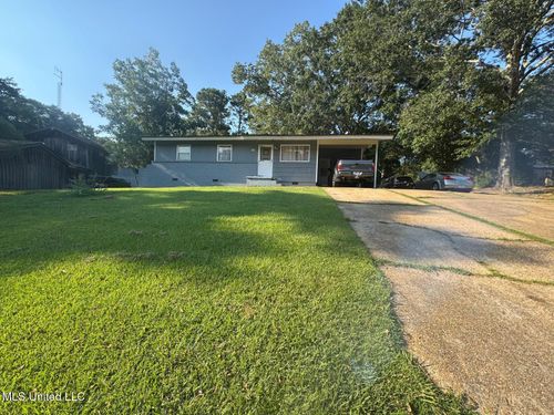 130 Rebel Cir, Jackson, MS, 39212-2327 | Card Image