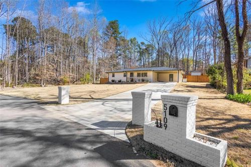 5109 Dogwood Hills Dr, Sugar Hill, GA, 30518-4623 | Card Image