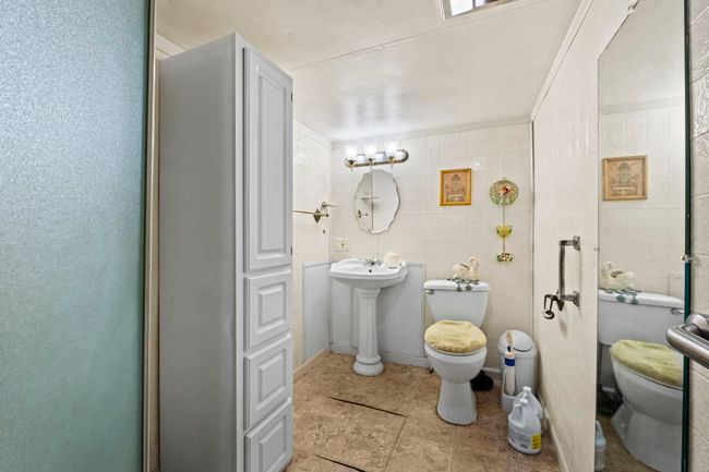 6885 N 315 E, House other with 3 bedrooms, 1 bathrooms and null parking in Howe IN | Image 6