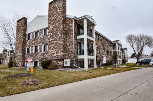 106-311 Prairiewood Cir S, Fargo, ND, 58103-4621 | Card Image