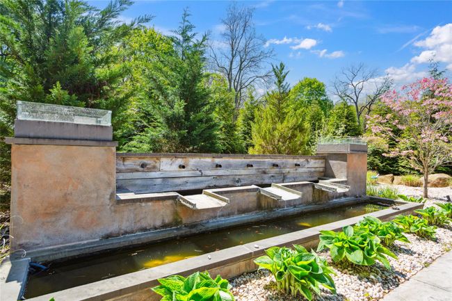 Beautiful Landscaping | Image 34
