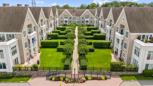 313-77 Havemeyer Ln, Stamford, CT, 06902 | Card Image