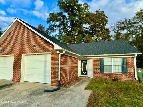 b-2702 Bluff View Dr, Greenville, NC, 27834-7748 | Card Image