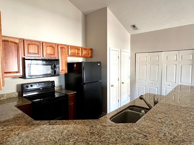 1139 Fernwood Way, Condo with 3 bedrooms, 2 bathrooms and null parking in Plainfield IN | Image 15