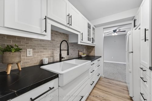 208-1 Quail Cres, Barrie, ON, L4N6W9 | Card Image