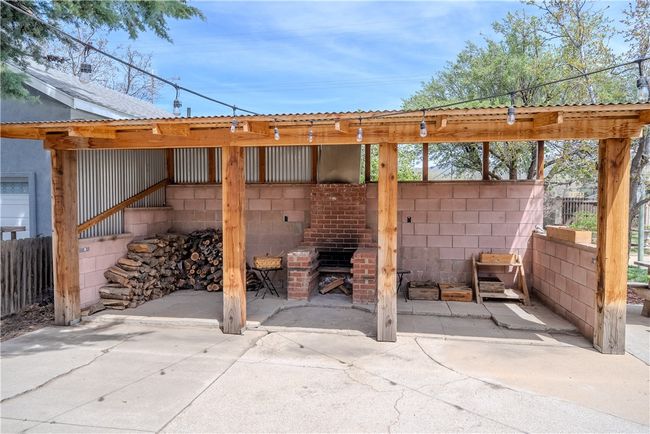 525 E F St, House other with 3 bedrooms, 2 bathrooms and 2 parking in Tehachapi CA | Image 31