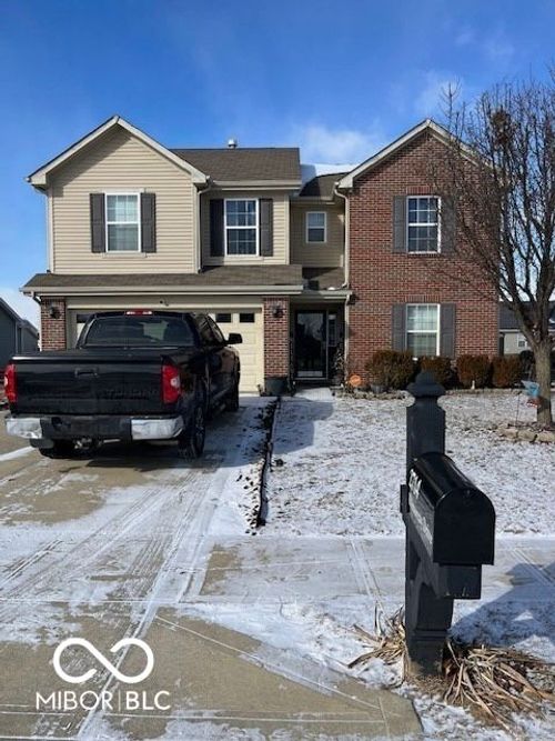 2714 Kilmurray Dr, Brownsburg, IN, 46112-7335 | Card Image