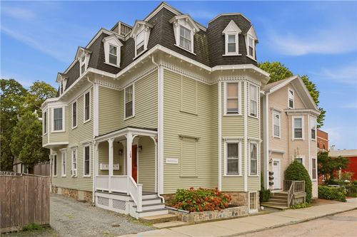 5-109 Church Street, Newport, RI, 02840 | Card Image