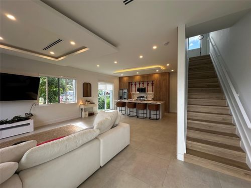 2109 Sw 18th Ave, Fort Lauderdale, FL, 33315-1807 | Card Image