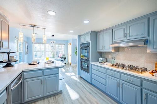40202 Hillsborough Loop, Oakhurst, CA, 93644-8900 | Card Image