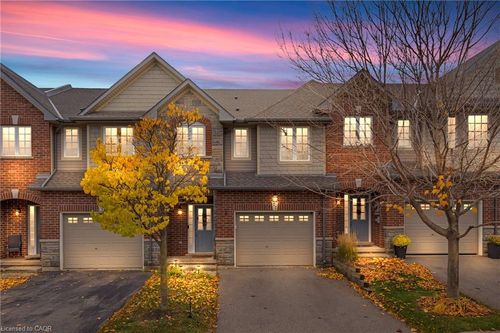 22-40 Dartmouth Gate, Stoney Creek, ON, L8E0C4 | Card Image